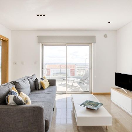 Modern Holiday Home In Salir Do Porto With Swimming Pool Salir de Porto Extérieur photo
